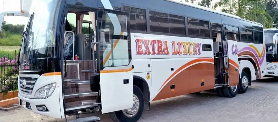 Extra Luxury Coach đưa hành khách tới điểm du lịch của mình