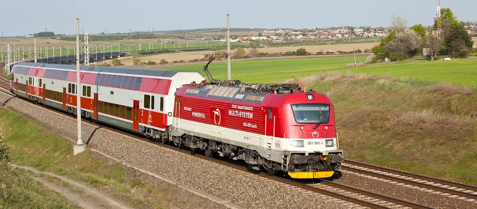 Slovak Rail passagiers naar hun reisbestemming brengen