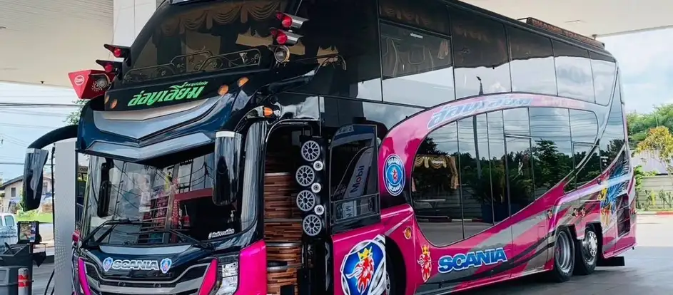 On-iAm Transport 乗客を旅行先に連れて行く