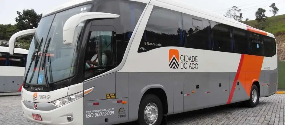 Cidade de Aco นำผู้โดยสารไปยังจุดหมายปลายทาง