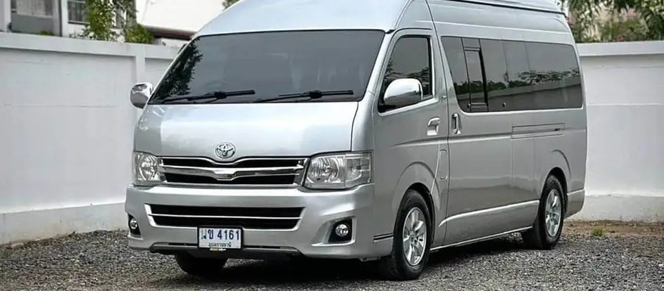 Elife Limo Japan amener les passagers à leur destination