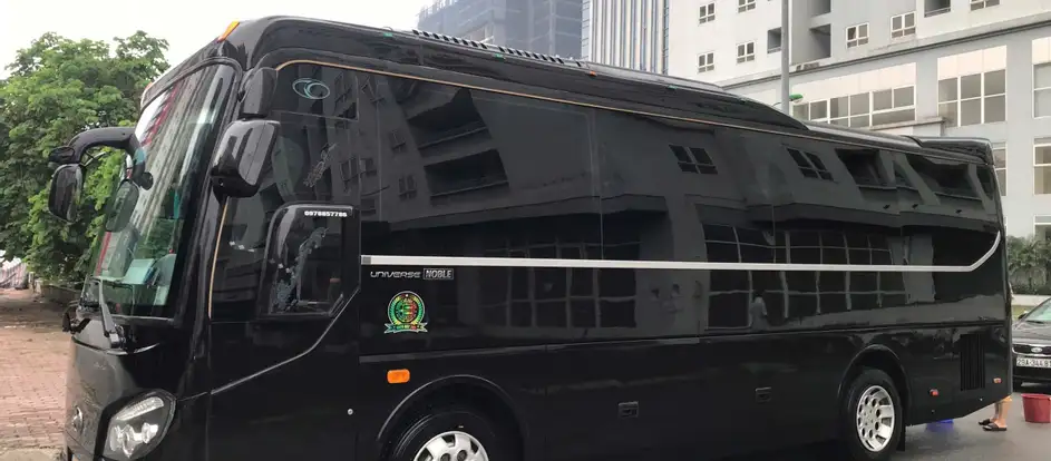 Gray Line Vietnam นำผู้โดยสารไปยังจุดหมายปลายทาง