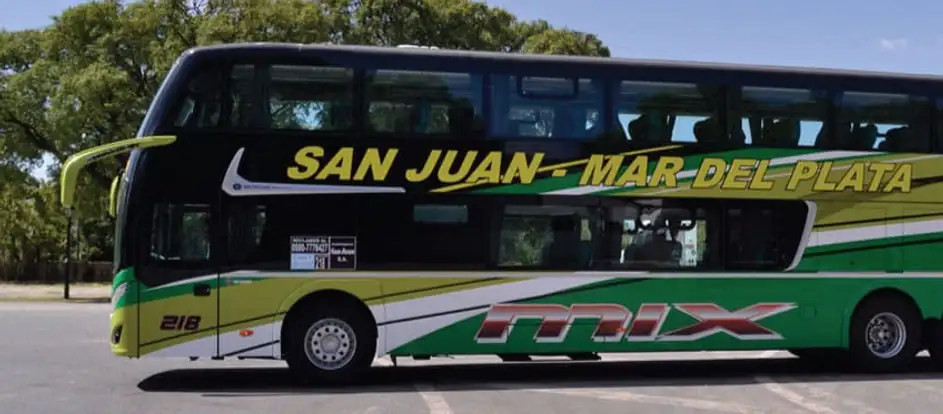 San Juan Mar Del Plata 승객을 여행 목적지까지 운송