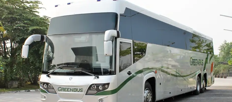 GreenBus 将乘客送到其旅行目的地