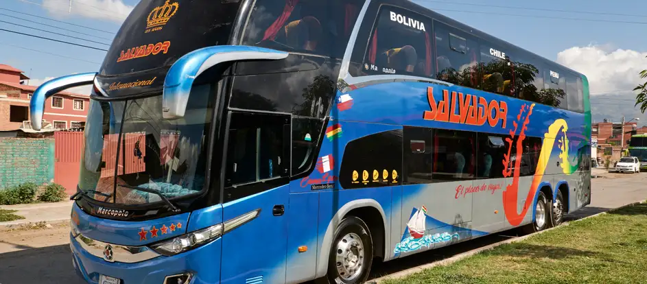 Trans Salvador доставка пассажиров к месту назначения их путешествия