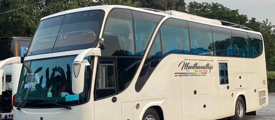 The Nine Travel đưa hành khách tới điểm du lịch của mình