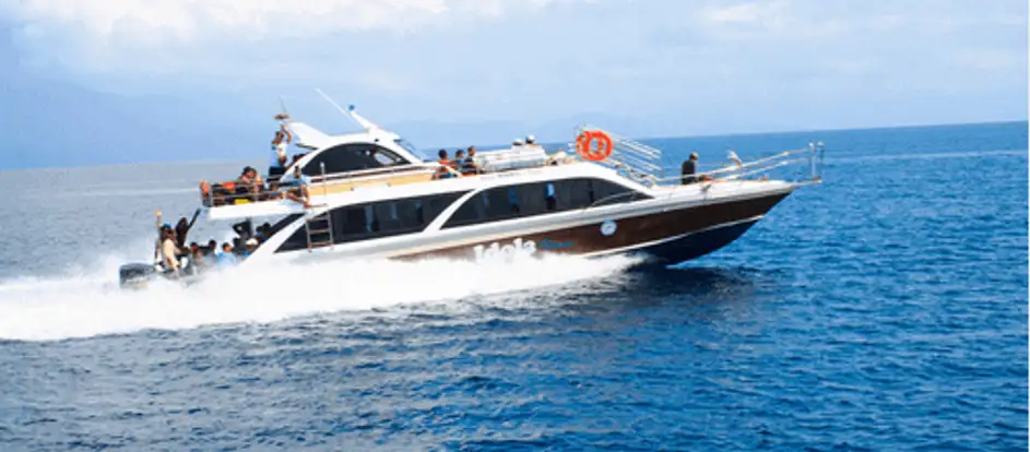 Idola Banjar Nyuh Trans 승객을 여행 목적지까지 운송