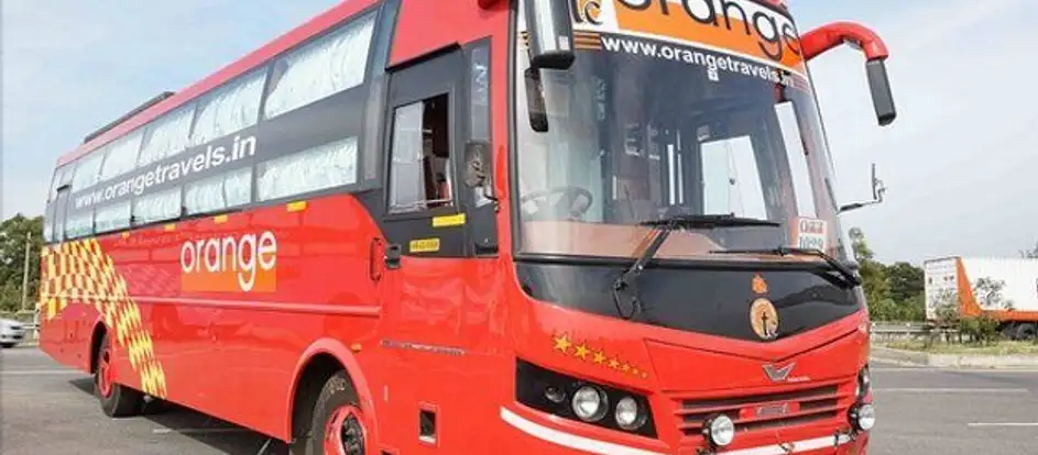 Orange Tours And Travels amener les passagers à leur destination