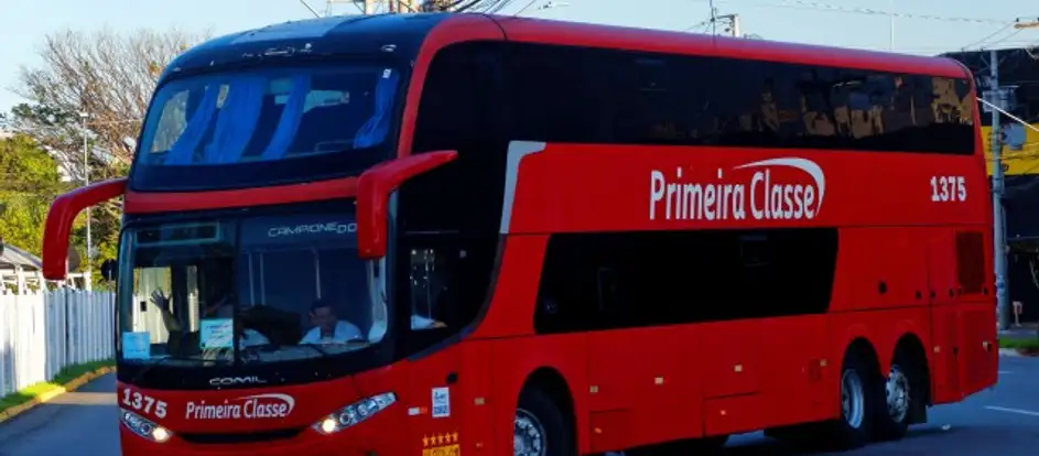 Primeira Classe bringing passengers to their travel destination