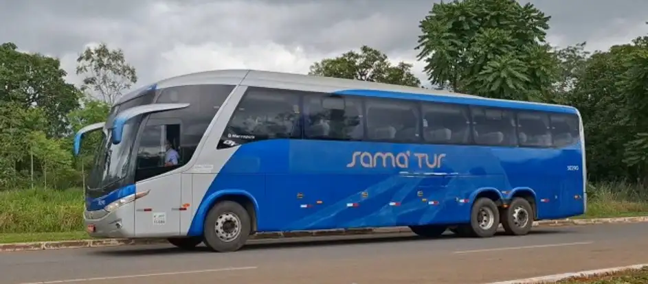 Samatur passagiers naar hun reisbestemming brengen