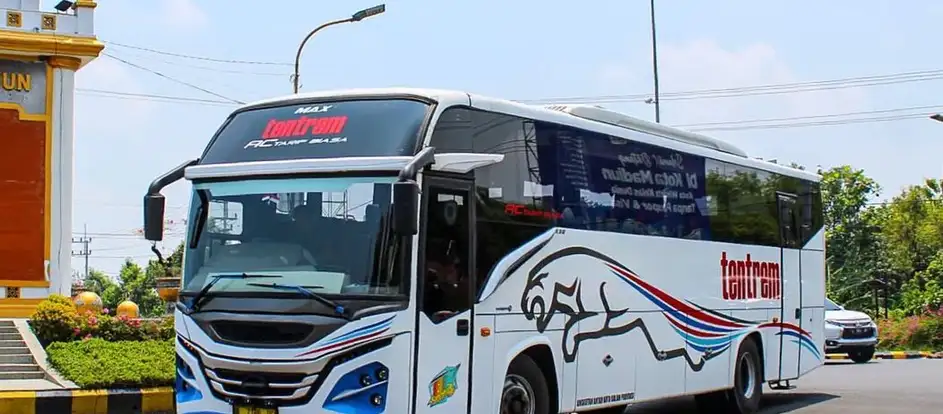 Tentrem đưa hành khách tới điểm du lịch của mình