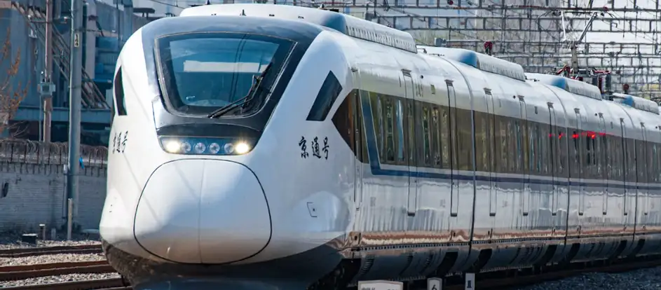 China Railway นำผู้โดยสารไปยังจุดหมายปลายทาง