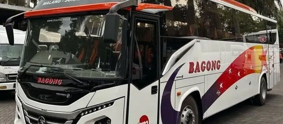 Bagong bringing passengers to their travel destination