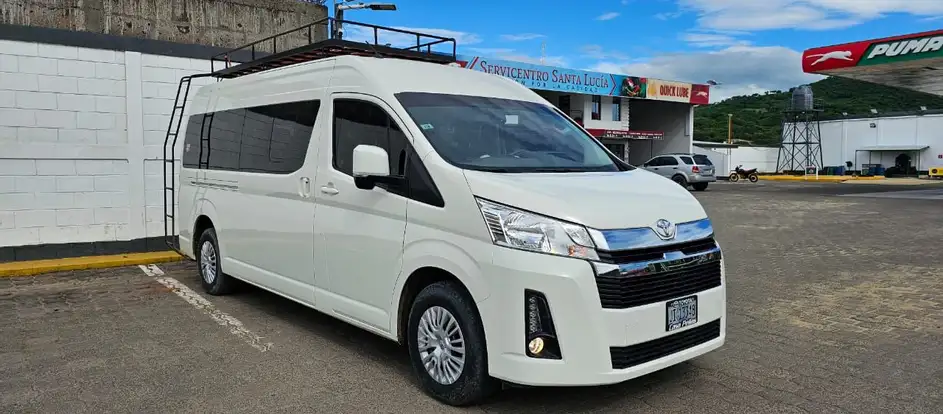 South Wind Travel levando passageiros ao seu destino de viagem