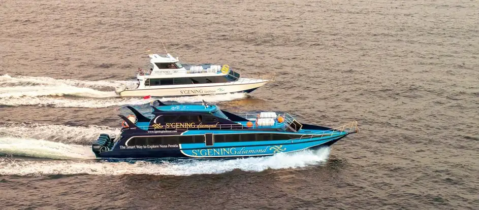 SGening Fast Boat นำผู้โดยสารไปยังจุดหมายปลายทาง