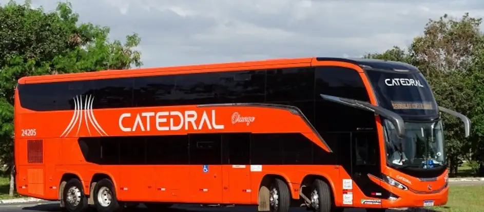 Catedral 将乘客送到其旅行目的地