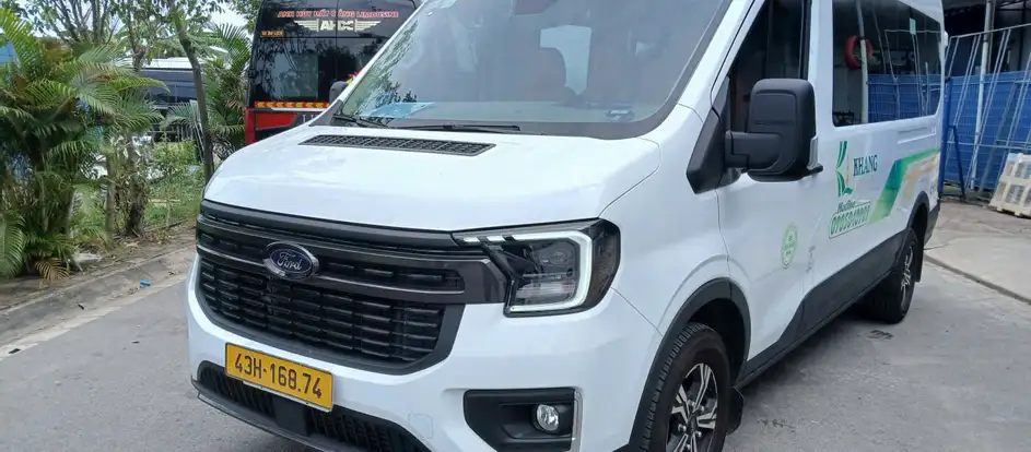 Khang Limousine นำผู้โดยสารไปยังจุดหมายปลายทาง