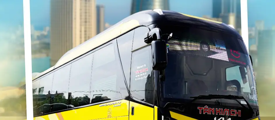 Tan Kim Chi portando i passeggeri alla loro destinazione di viaggio