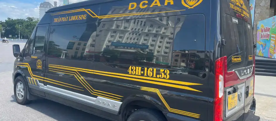Thuan Phat Limousine นำผู้โดยสารไปยังจุดหมายปลายทาง
