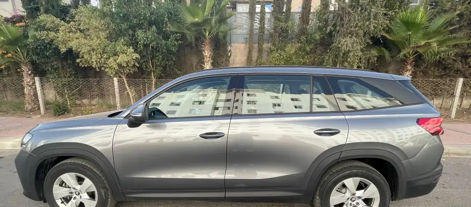 Laki Trans bringing passengers to their travel destination