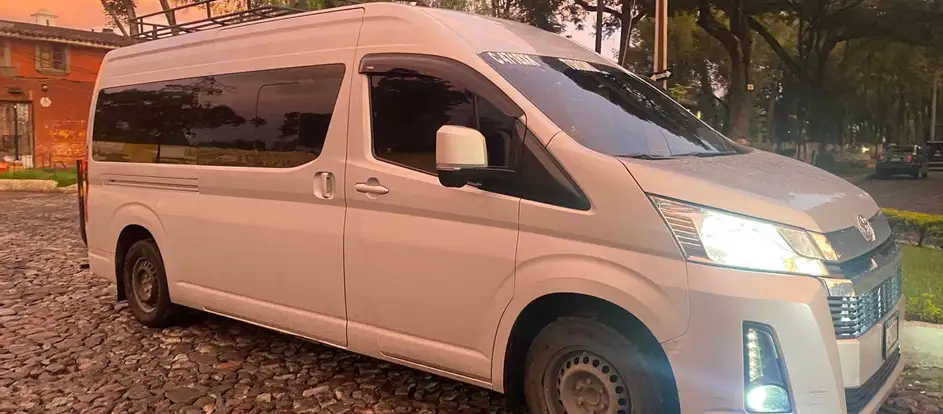 Guatemala Tours and Travel bringing passengers to their travel destination