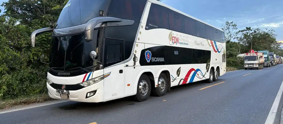 Transportes Fuente Del Norte bringing passengers to their travel destination