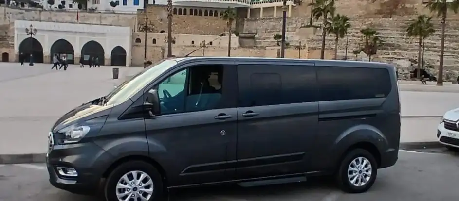 Elegance Chauffeur đưa hành khách tới điểm du lịch của mình