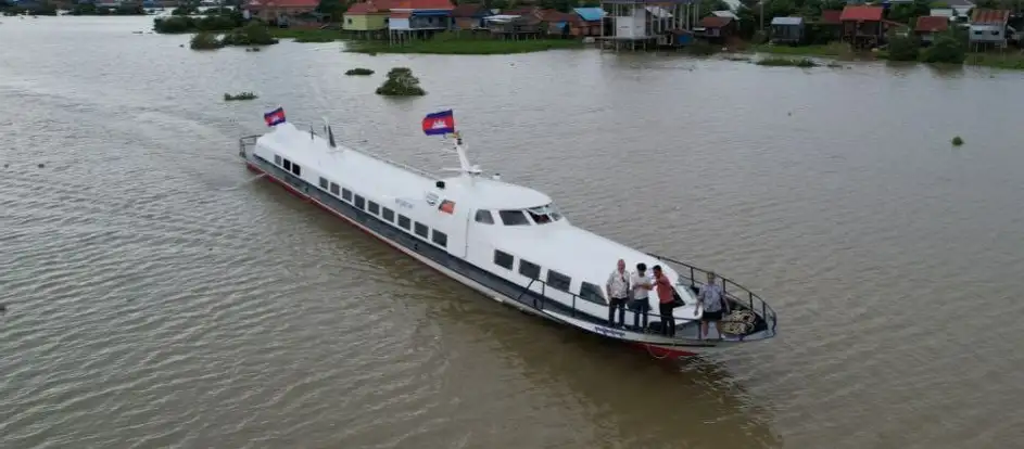 Cambodia River Express bringing passengers to their travel destination