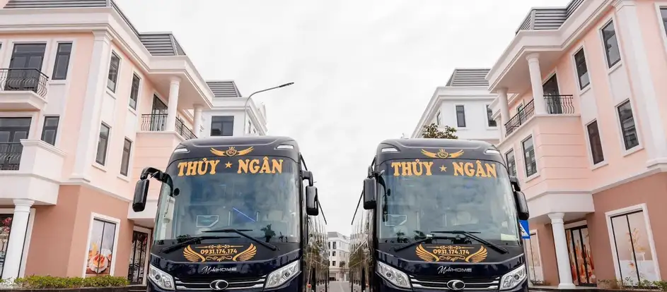 Thuy Ngan Limousine llevar a los pasajeros a su destino de viaje