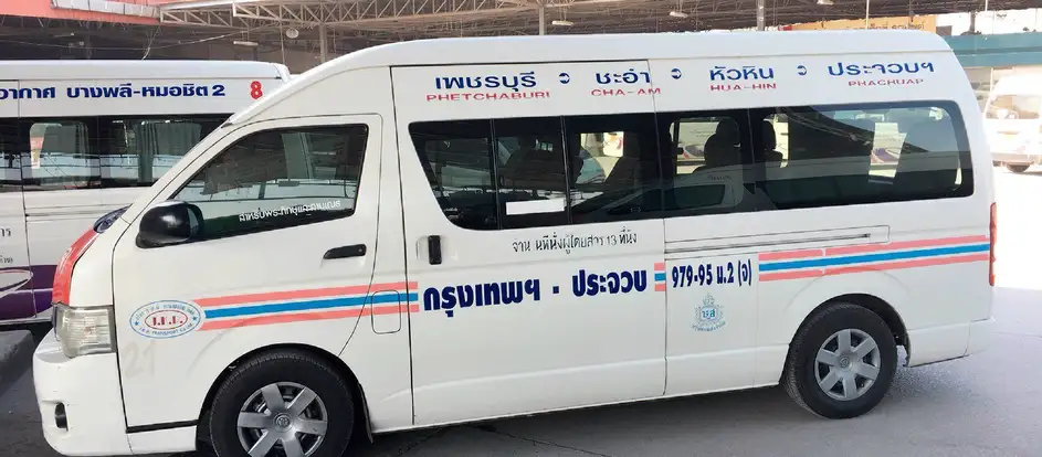 JKP Mochit bringing passengers to their travel destination