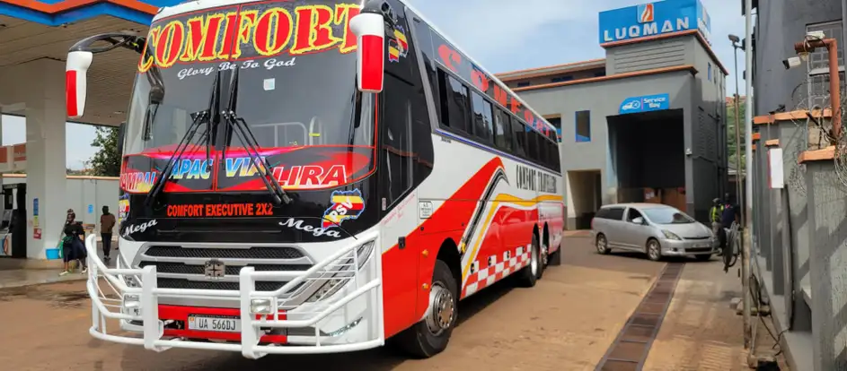 Comfort Bus bringing passengers to their travel destination