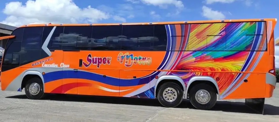SuperMetro bringing passengers to their travel destination