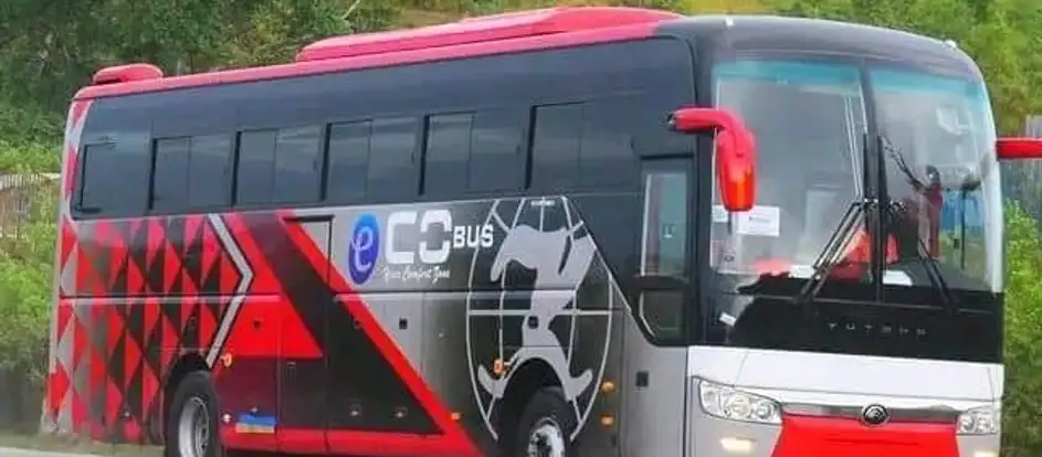 Ecobus bringing passengers to their travel destination