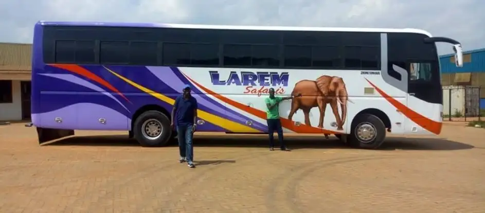 Larem Bus bringing passengers to their travel destination