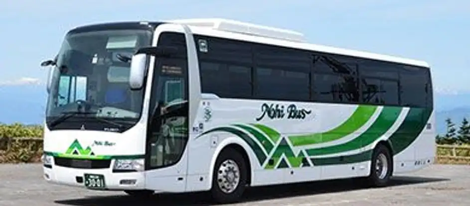 Nohi Bus นำผู้โดยสารไปยังจุดหมายปลายทาง